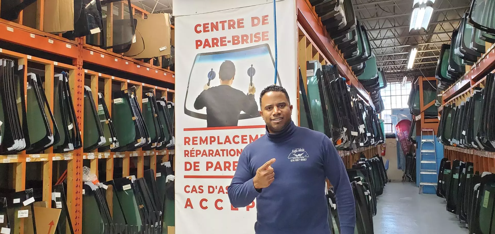 CENTRE DE PARE-BRISE photo 9