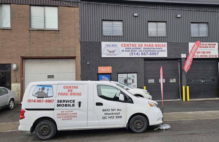 Auto glass repair service Montreal